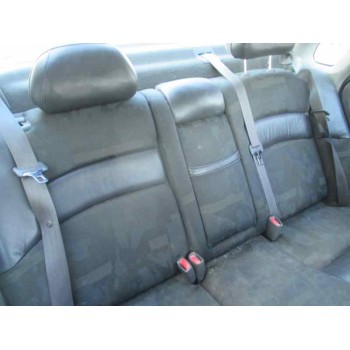 volvo s40 berlina del año 1999