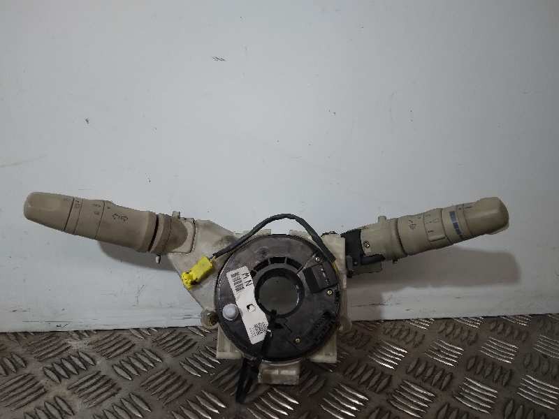 Recambio de mando multifuncion para nissan micra (k12e) 1.4 cat referencia OEM IAM 25560AX722  