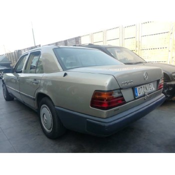 mercedes-benz clase e (w124) berlina del año 1995