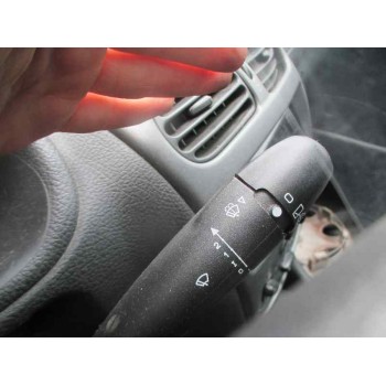 peugeot 206 berlina del año 2004