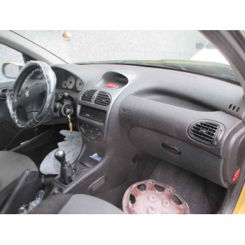 peugeot 206 berlina del año 2004