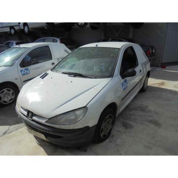 peugeot 206 berlina del año 2001