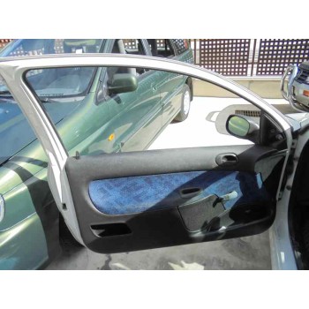 peugeot 206 berlina del año 2001