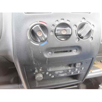 opel agila del año 2002