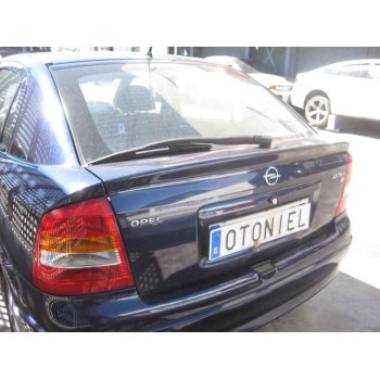 opel astra g berlina del año 2000