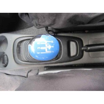 opel agila del año 2002