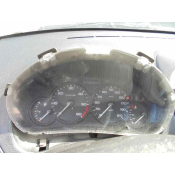 peugeot 206 berlina del año 2001