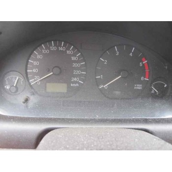 mitsubishi carisma berina 5 (da0) del año 1999