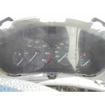 peugeot 206 berlina del año 2001