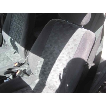 opel astra g berlina del año 2000