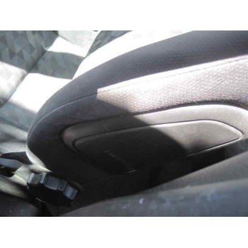 opel astra g berlina del año 2000