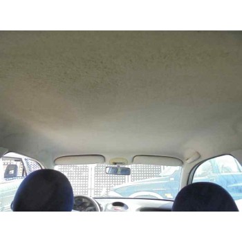 peugeot 206 berlina del año 2001