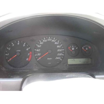 nissan primera berlina (p11) del año 1999