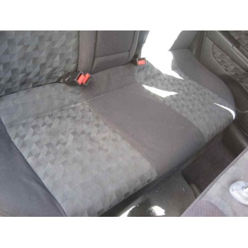 opel astra g berlina del año 2000