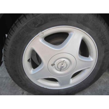 opel astra g berlina del año 2000