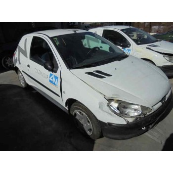 peugeot 206 berlina del año 2001