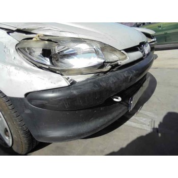 peugeot 206 berlina del año 2001