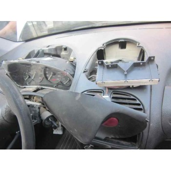 peugeot 206 berlina del año 2000