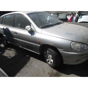 kia rio del año 2002