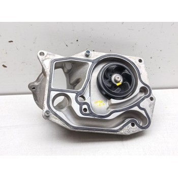 Recambio de bomba agua para bmw 4 coupé (f32, f82) 420 d referencia OEM IAM 8514458  