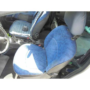 peugeot 206 berlina del año 2001