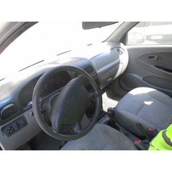 kia rio del año 2002