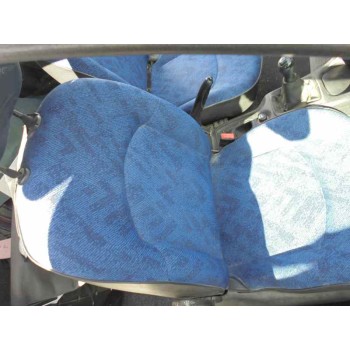 peugeot 206 berlina del año 2001