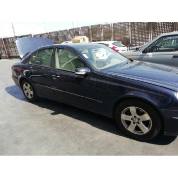 mercedes-benz clase e (w211) berlina del año 2002