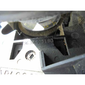 peugeot 206 berlina del año 2001