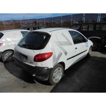 peugeot 206 berlina del año 2001