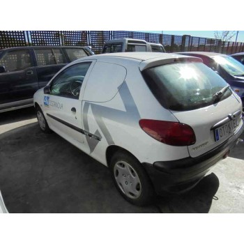 peugeot 206 berlina del año 2001