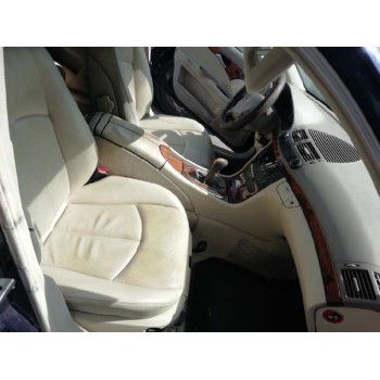 mercedes-benz clase e (w211) berlina del año 2002