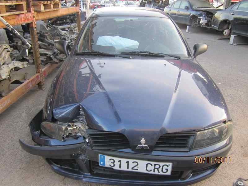 mitsubishi carisma berlina 4 (da0) del año 2004