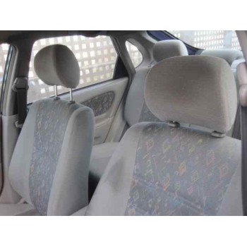 toyota corolla (e11) del año 1998