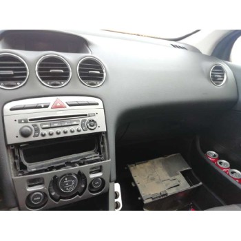 peugeot 308 del año 2008