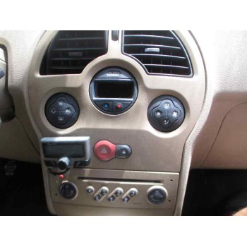 renault modus del año 2004