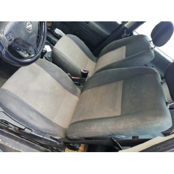 opel zafira a del año 2001