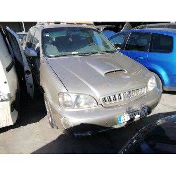 kia carnival del año 2001