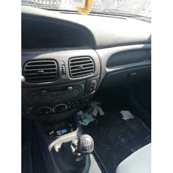 renault megane i fase 2 berlina (ba0) del año 2002