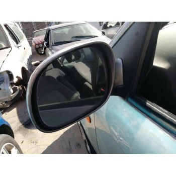 kia carnival del año 2001