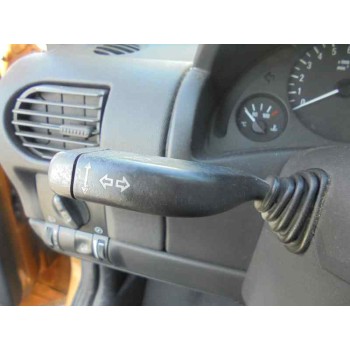 opel corsa c del año 2003