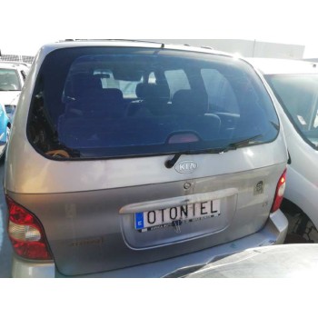 kia carnival del año 2001