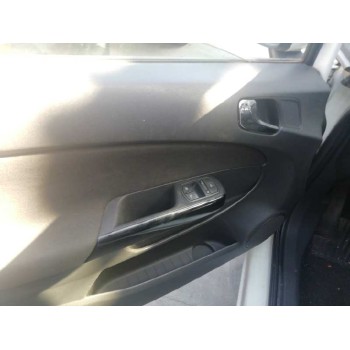 opel corsa d del año 2011