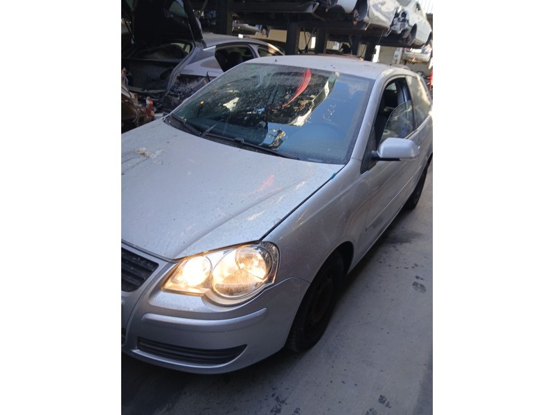 VOLKSWAGEN POLO IV (9N_, 9A_)