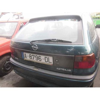 opel astra f berlina del año 1998