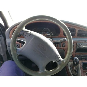 kia carnival del año 2001