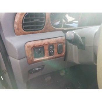 kia carnival del año 2001