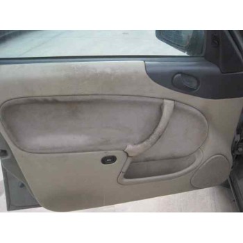 saab 9-3 berlina del año 1998