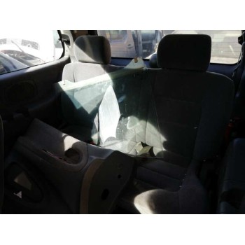 kia carnival del año 2001