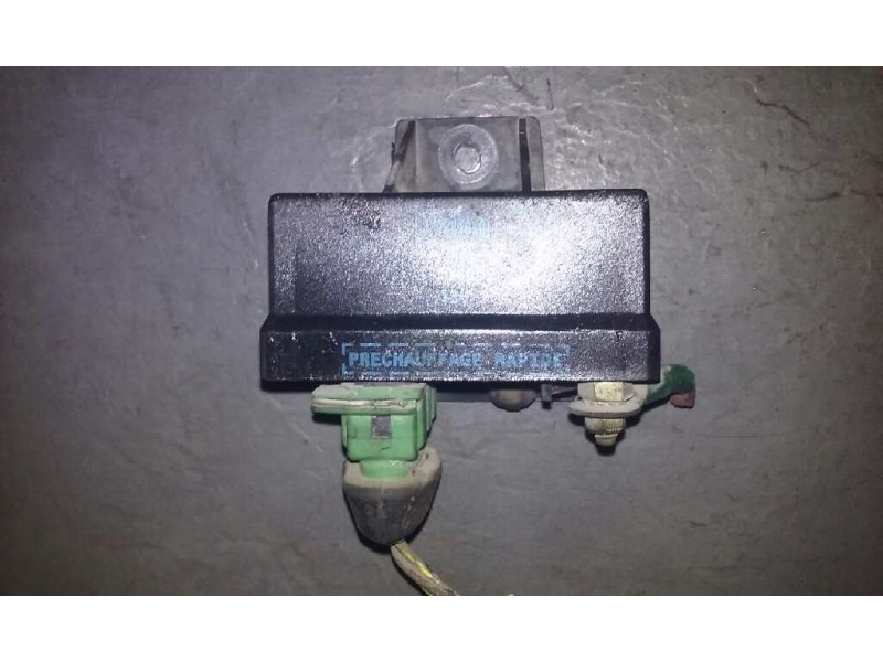 Recambio de caja precalentamiento para peugeot 306 berlina 3/5 puertas (s1) 1.9 diesel referencia OEM IAM 73104902  